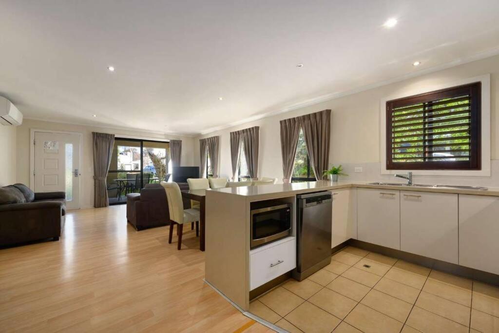 Apartment Lakeview 2 Bedrooms *